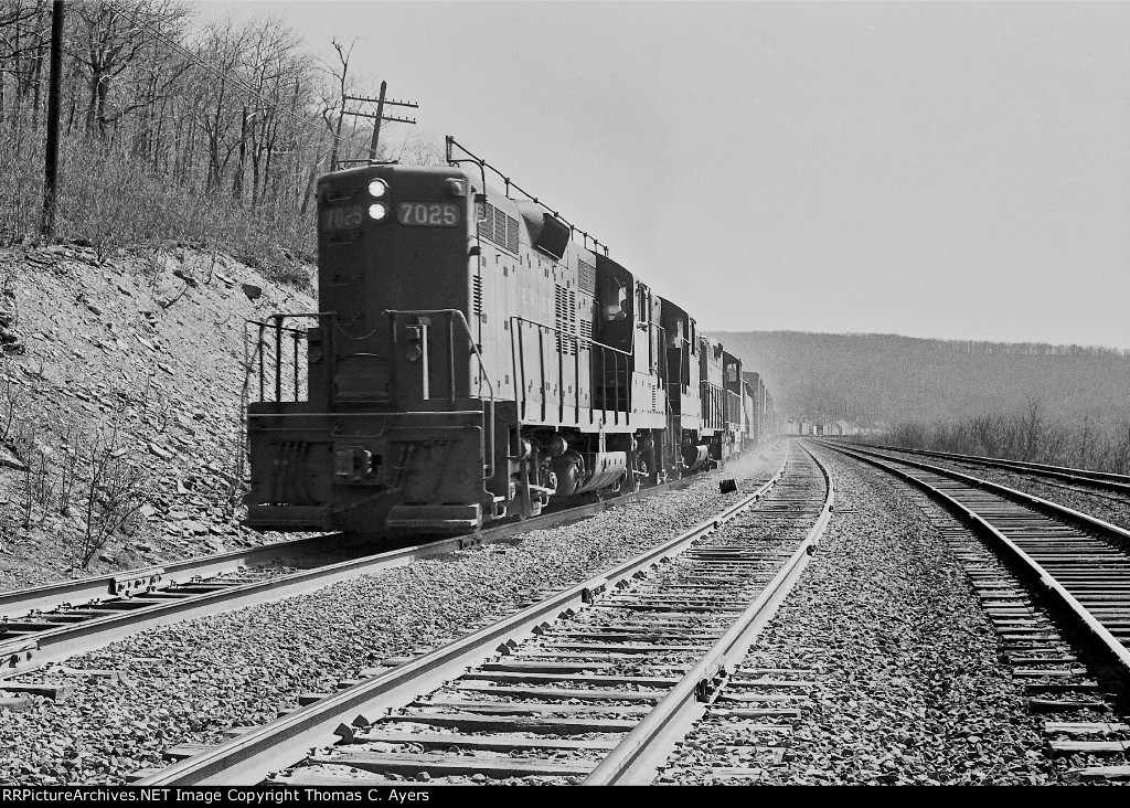 PRR 7025, EFS-17M, 1966